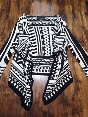 Akira Chicago Black Label Southwestern Open Front waterfall sweater cardigan S/M